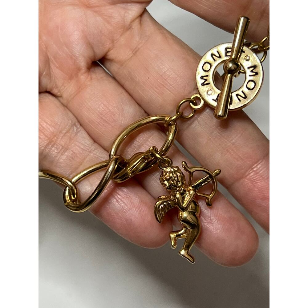 Vintage Monet Gold-Tone Charm Bracelet Cupid & Toggle Clasp New - Picture 3 of 3